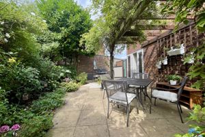 Photo 11- click for photo gallery